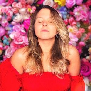 Meet your Posher, Posh